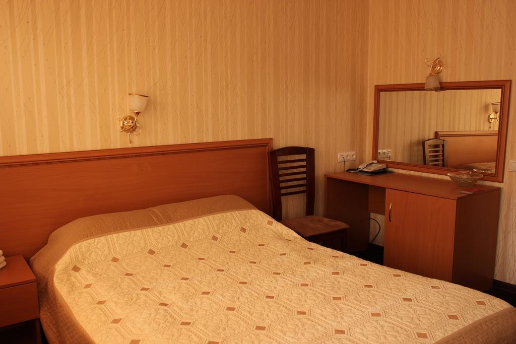 Ust-Kamenogorsk Hotel Ngoại thất bức ảnh