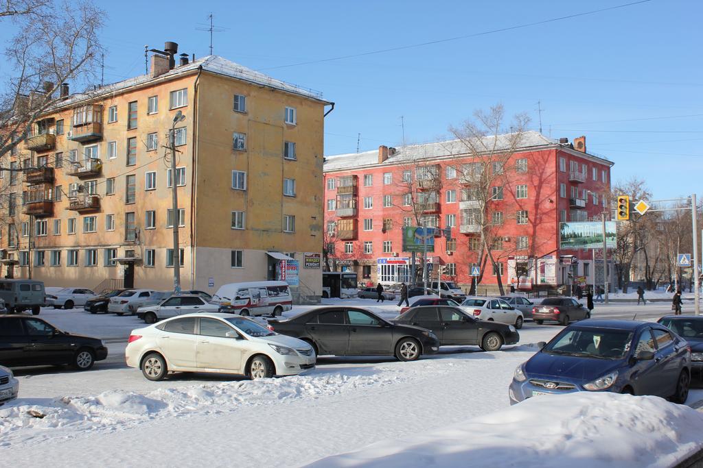 Ust-Kamenogorsk Hotel Ngoại thất bức ảnh