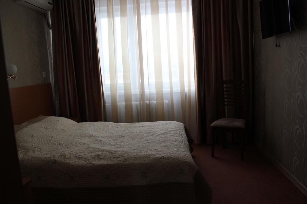 Ust-Kamenogorsk Hotel Ngoại thất bức ảnh