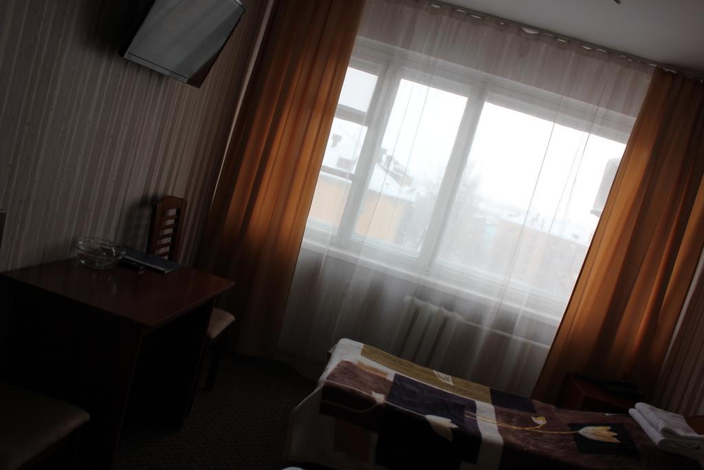 Ust-Kamenogorsk Hotel Ngoại thất bức ảnh