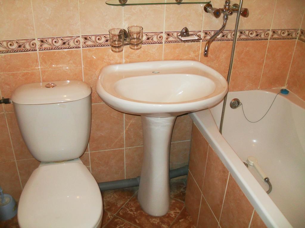 Ust-Kamenogorsk Hotel Phòng bức ảnh